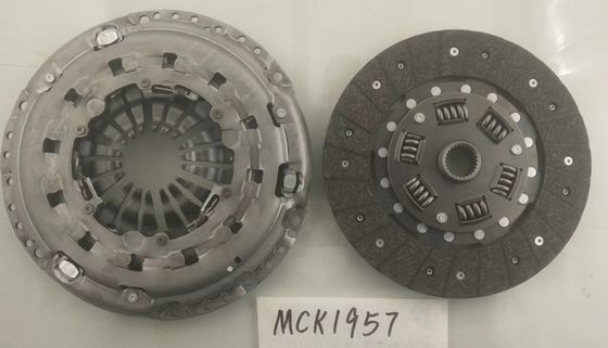 Bom preço A0232500201 000 252 77 11 076 141 015 A A 000 254 52 08 TAMANHO: CAPA 240*26 Motor: OM 654.920 OM 651.955,OM 651.956 PARA: KIT DE EMBREAGEM BENZ on-line